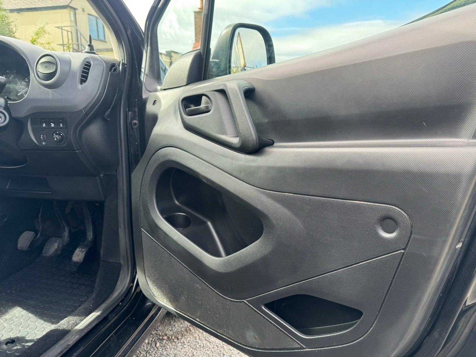 
								Citroen Berlingo 1.6HDi Enterprise 2016 CF16ERJ full									