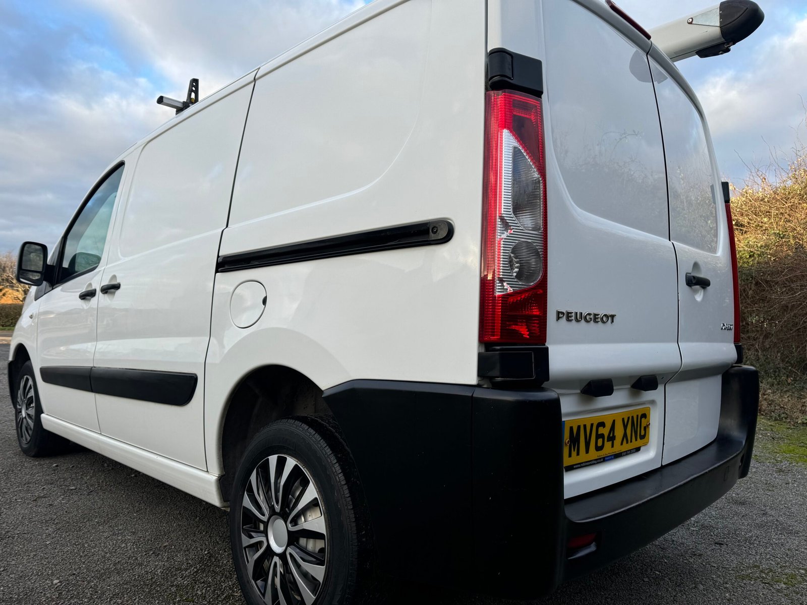 
								Peugeot Expert 1.6HDi 2014/64 58K Miles full									