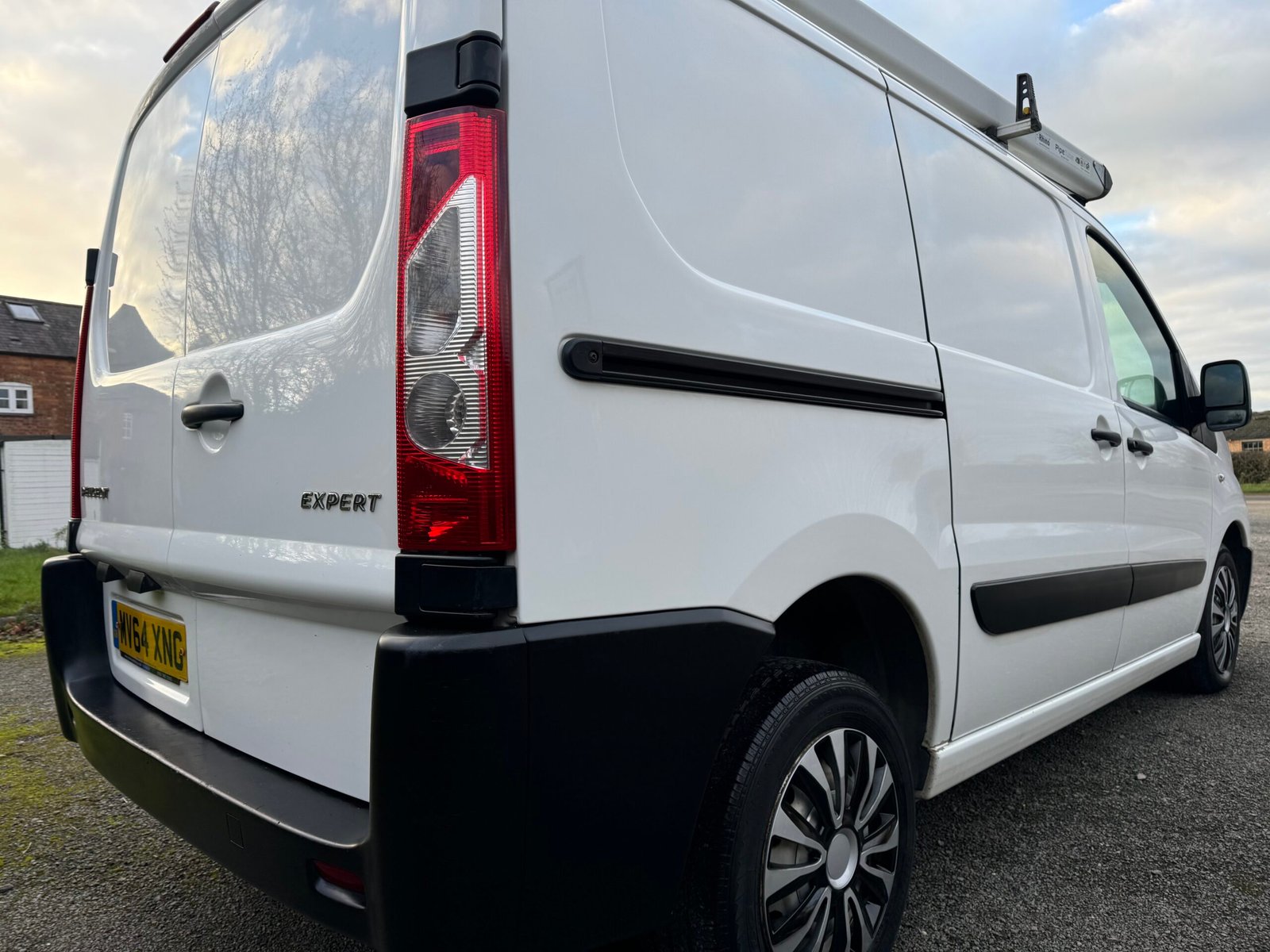 
								Peugeot Expert 1.6HDi 2014/64 58K Miles full									