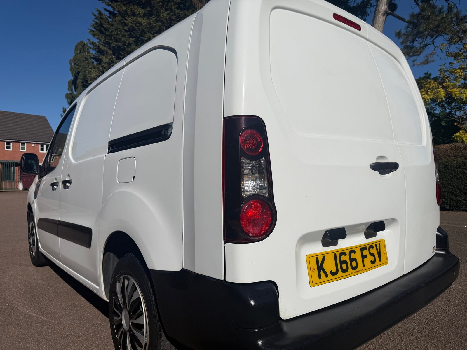 
								2017 Citroen Berlingo 1.6BlueHDi LX LWB L2 full									
