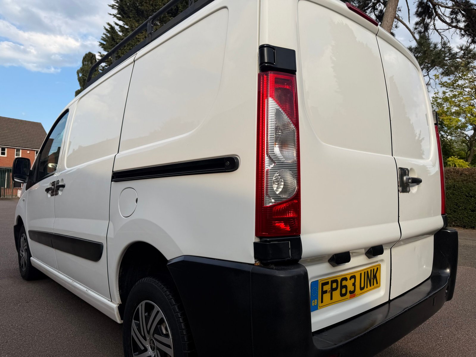 
								Peugeot Expert Professional 1.6HDi 67k full									