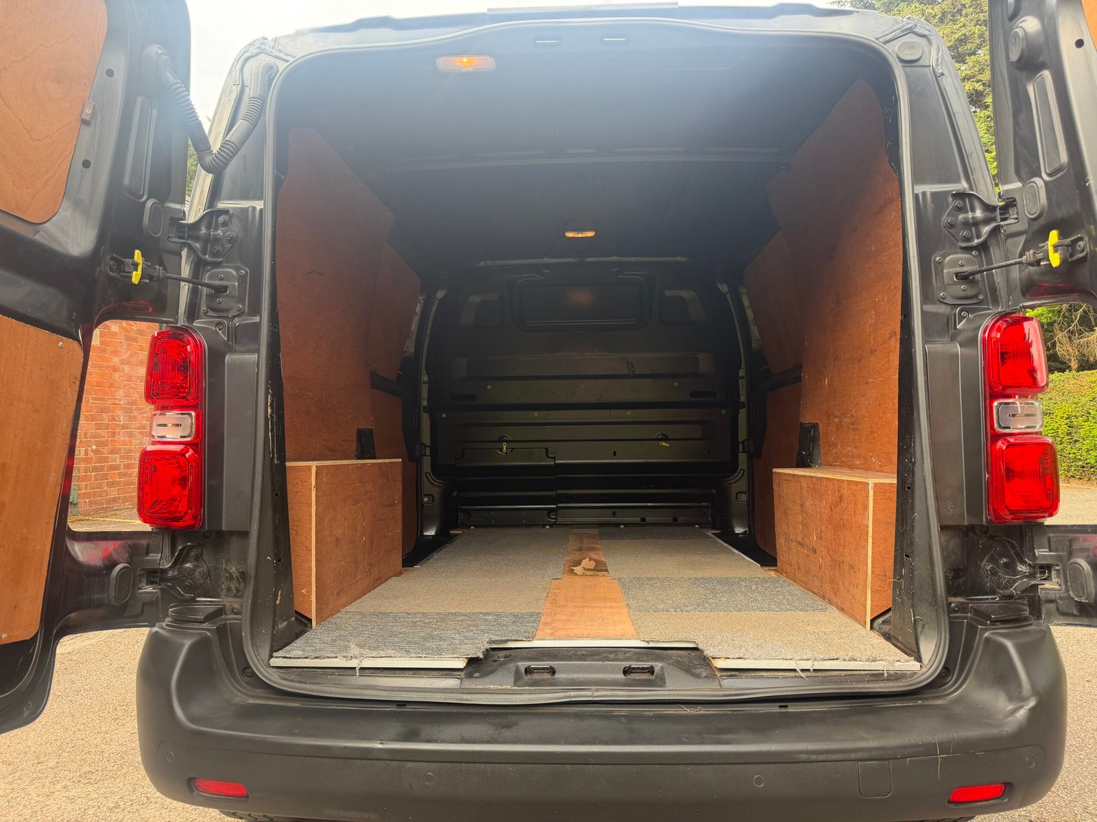 
								Citroen Dispatch Enterprise 1.6BlueHDi MWB L2 full									
